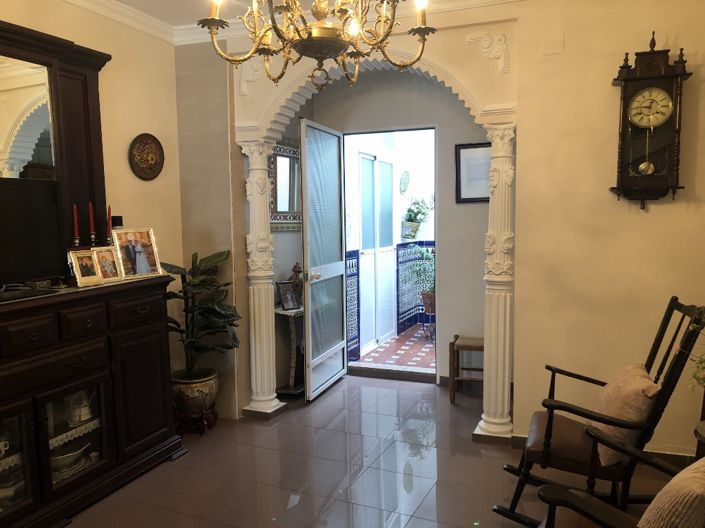 Image No.5-4 Bed Townhouse for sale