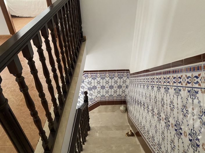 Image No.28-6 Bed Townhouse for sale