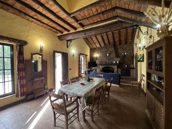 Image No.6-Propriété de 4 chambres à vendre à Andalousie