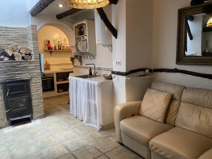 Image No.22-4 Bed Townhouse for sale