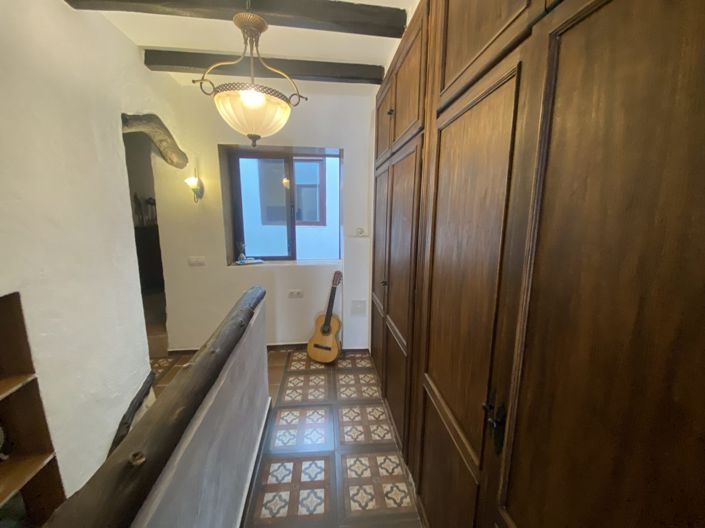 Image No.43-4 Bed Townhouse for sale