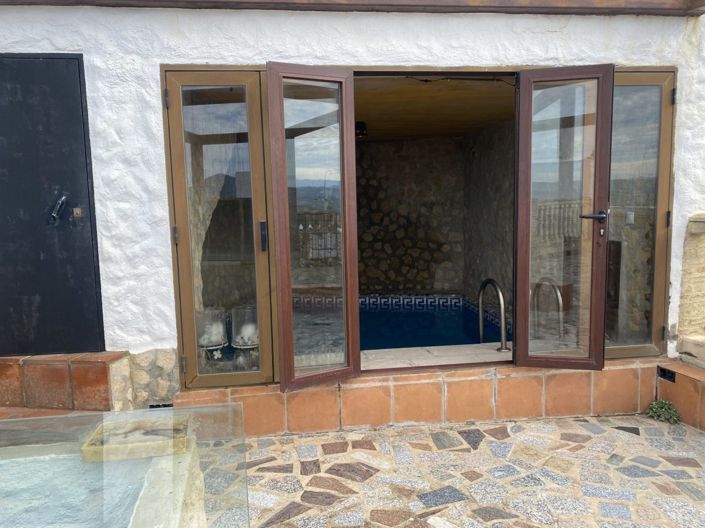 Image No.40-4 Bed Townhouse for sale