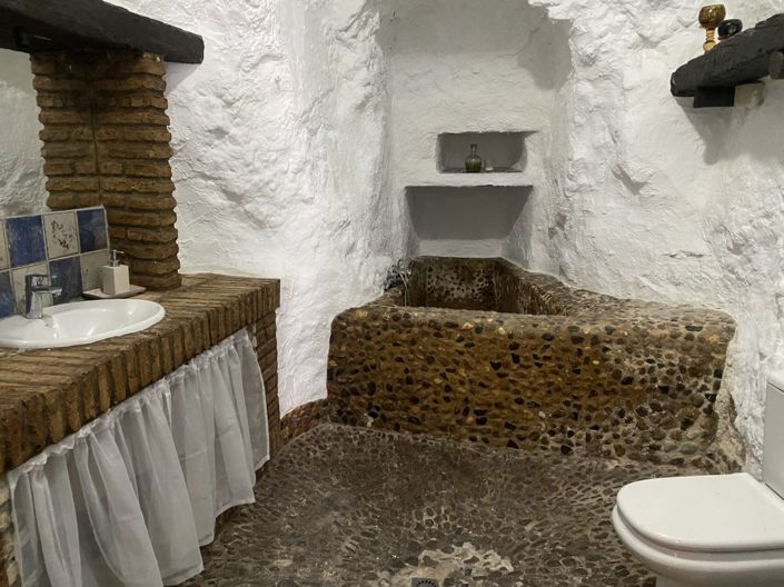 Image No.18-4 Bed Townhouse for sale