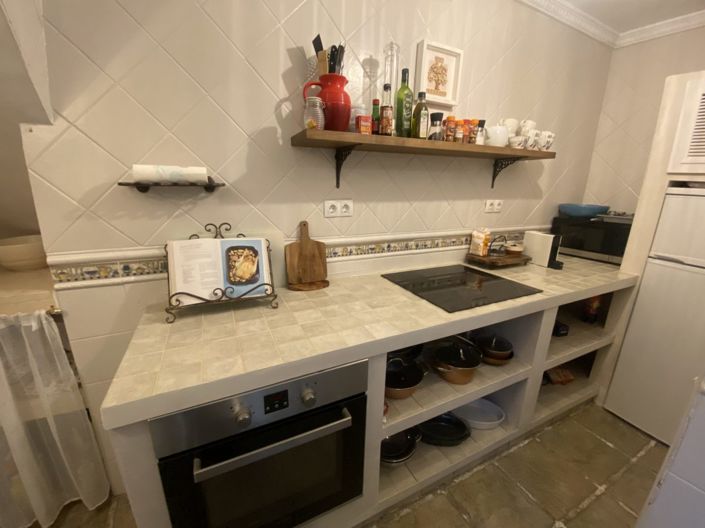 Image No.10-4 Bed Townhouse for sale