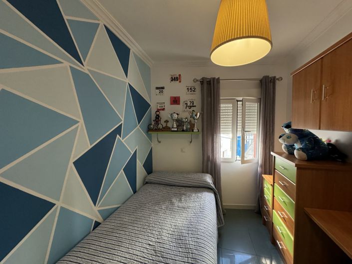 Image No.19-3 Bed Property for sale