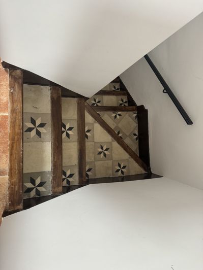 Image No.27-5 Bed Townhouse for sale