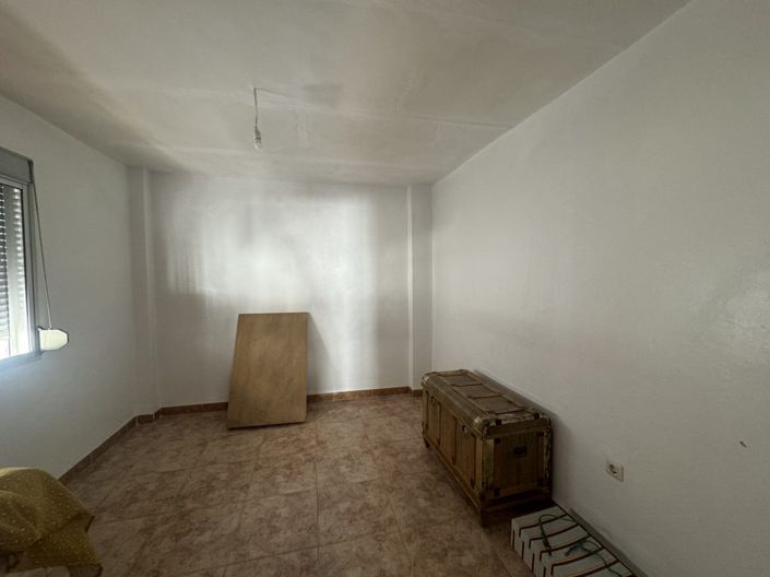 Image No.11-4 Bed Townhouse for sale