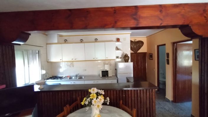 Image No.9-6 Bed Property for sale