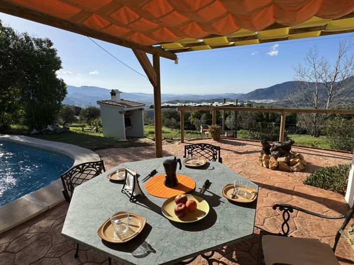 Image No.18-4 Bed Property for sale