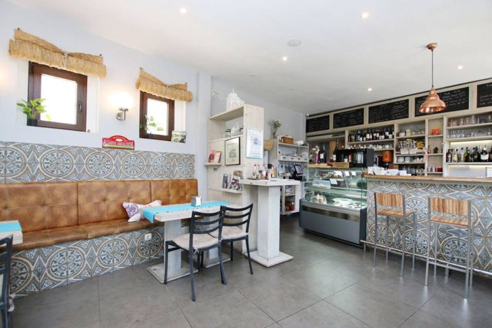 Image No.10-9 Bed Hotel for sale