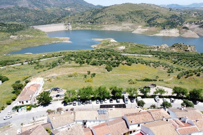 Image No.24-9 Bed Hotel for sale