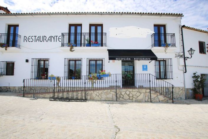 Image No.5-9 Bed Hotel for sale