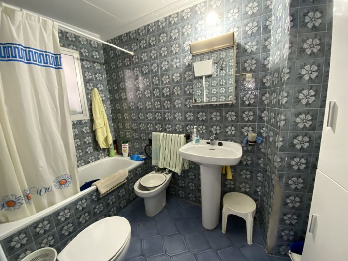 Image No.13-3 Bed Townhouse for sale