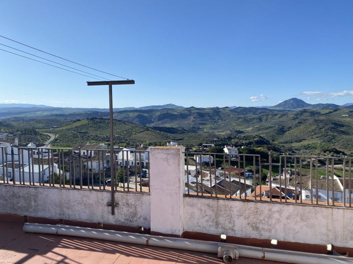 Image No.42-4 Bed Townhouse for sale