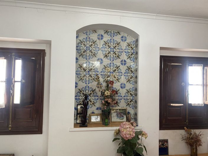 Image No.28-7 Bed Property for sale