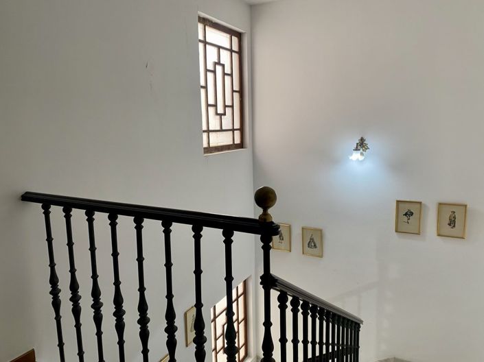 Image No.44-7 Bed Property for sale