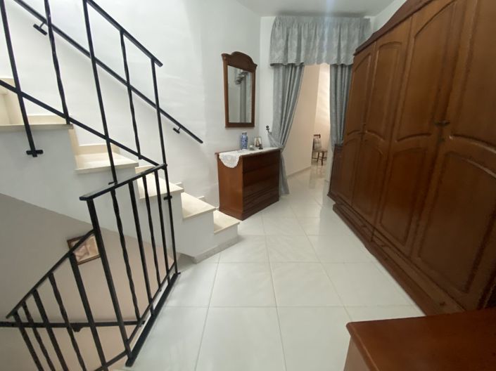 Image No.14-2 Bed Townhouse for sale