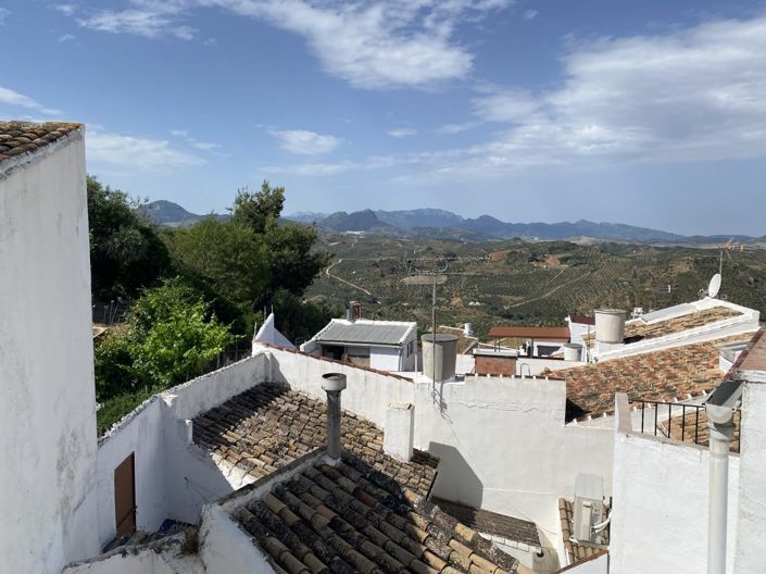 Image No.19-2 Bed Townhouse for sale