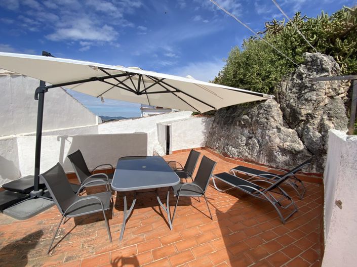 Image No.1-2 Bed Townhouse for sale