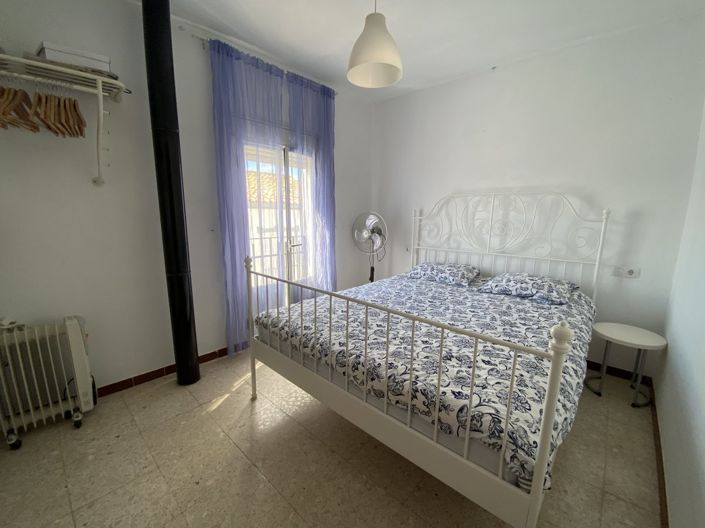 Image No.7-2 Bed Townhouse for sale