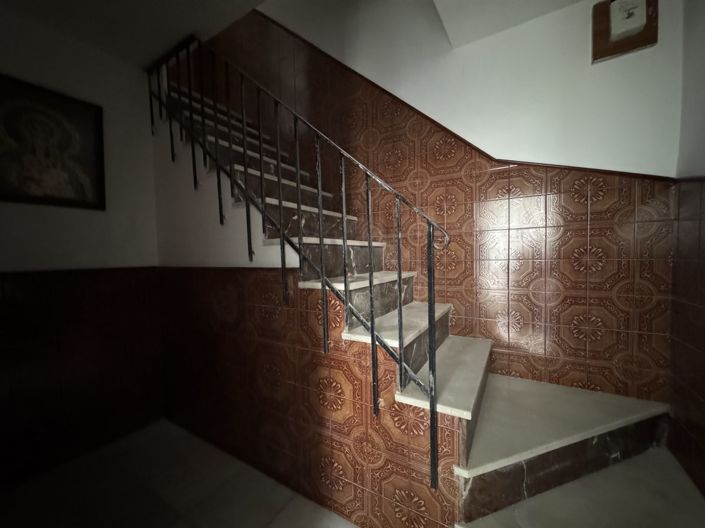 Image No.4-5 Bed Townhouse for sale