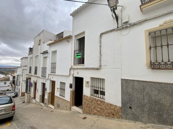 Image No.1-Propriété de 3 chambres à vendre à Olvera