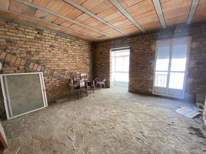 Image No.37-4 Bed Townhouse for sale