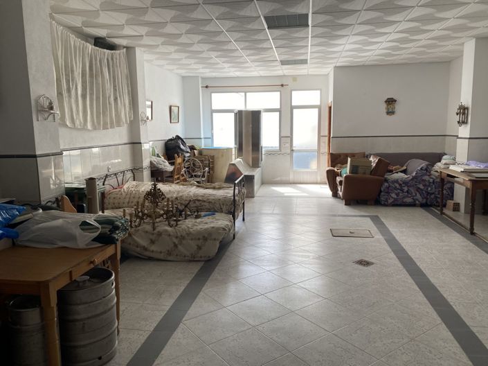 Image No.56-4 Bed Townhouse for sale