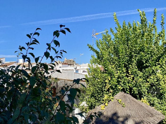 Image No.35-2 Bed Townhouse for sale