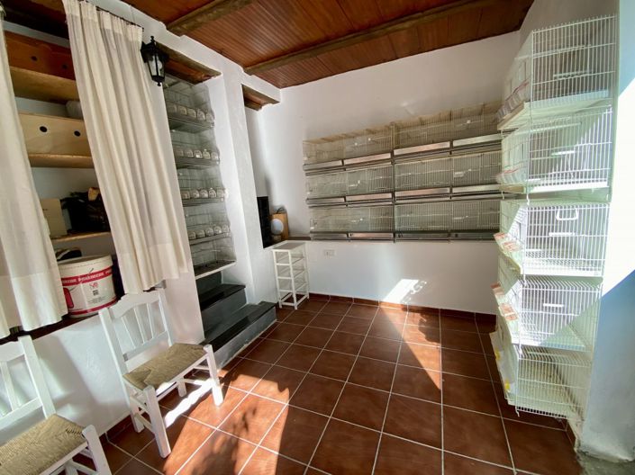 Image No.44-2 Bed Townhouse for sale