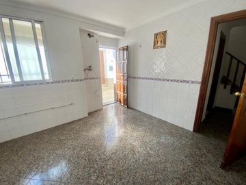f40a6f00-e406-4d18-bb56-d3b5d42d1261-1200x900