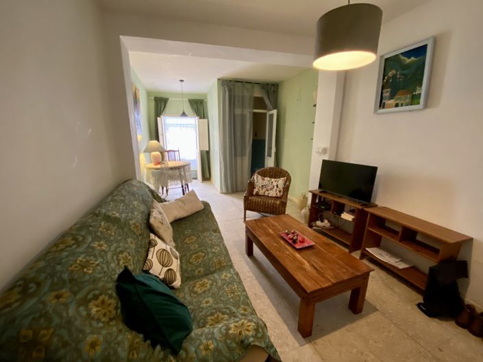 Image No.3-3 Bed Property for sale