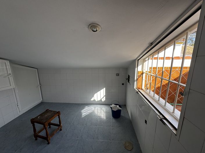 Image No.6-3 Bed Townhouse for sale