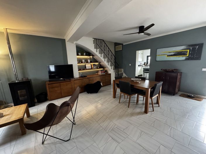 Image No.21-4 Bed Townhouse for sale