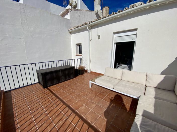 Image No.25-4 Bed Townhouse for sale