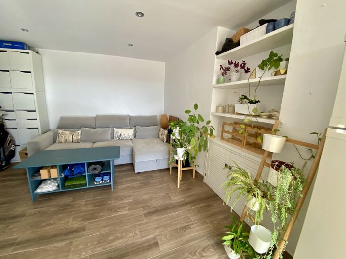 Image No.30-4 Bed Townhouse for sale