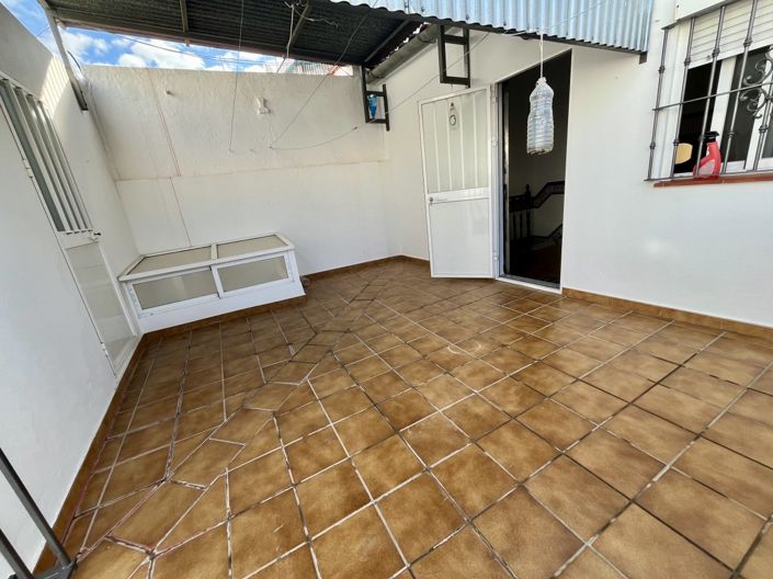 Image No.29-5 Bed Property for sale