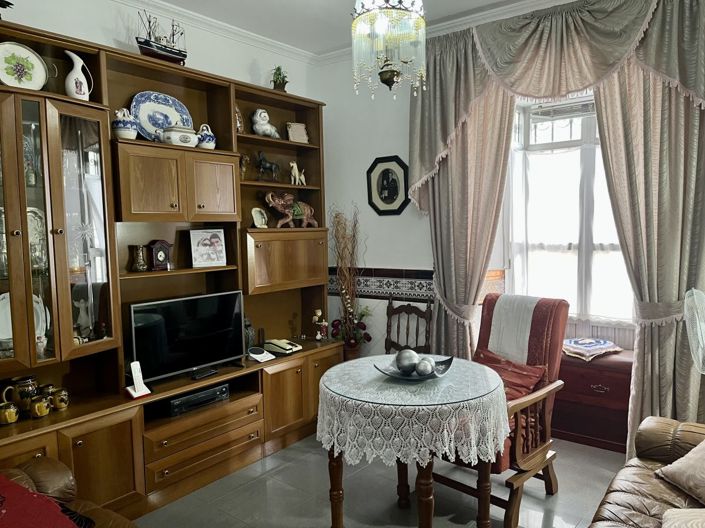 Image No.7-5 Bed Property for sale