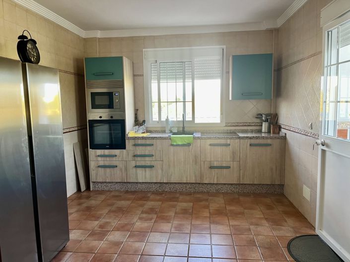 Image No.26-3 Bed Chalet for sale