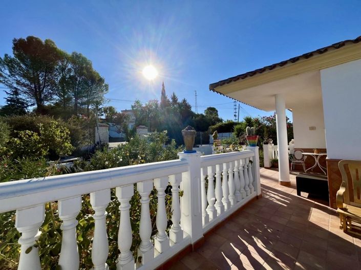 Image No.41-3 Bed Chalet for sale