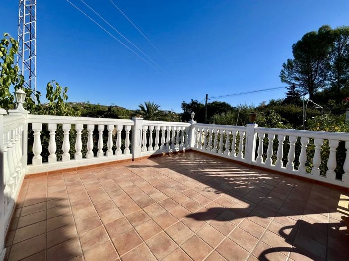 Image No.6-3 Bed Chalet for sale