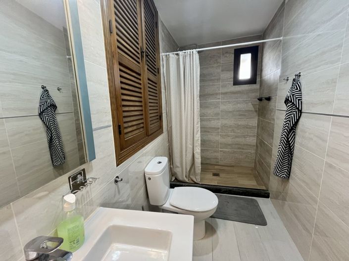 Image No.21-3 Bed Townhouse for sale