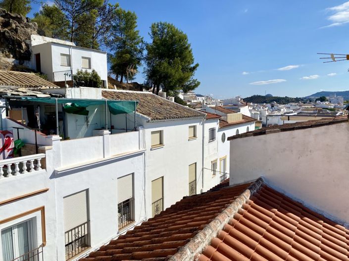Image No.4-2 Bed Townhouse for sale