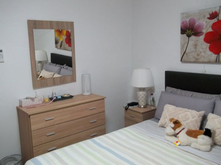 Image No.5-2 Bed Property for sale