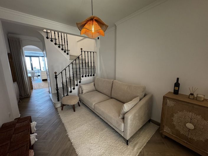 Image No.13-2 Bed Townhouse for sale