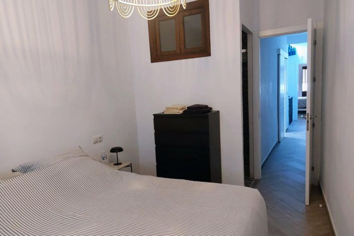 Image No.19-2 Bed Townhouse for sale