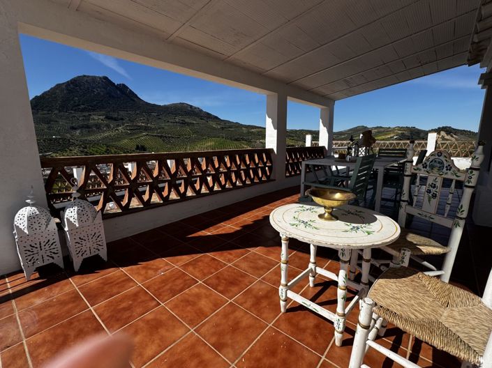 Image No.6-Propriété de 3 chambres à vendre à Algámitas