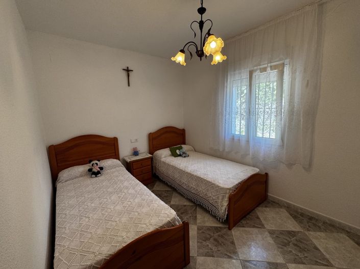 Image No.2-Propriété de 4 chambres à vendre à Benaocaz