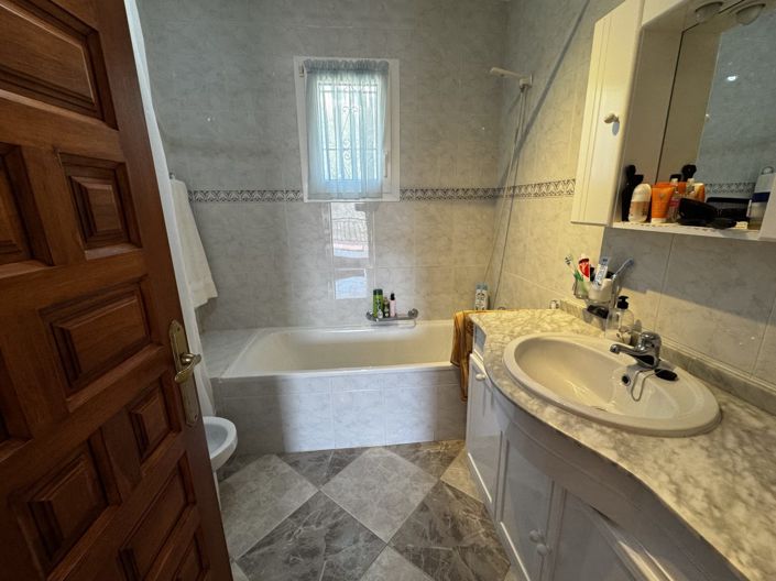 Image No.7-Propriété de 4 chambres à vendre à Benaocaz