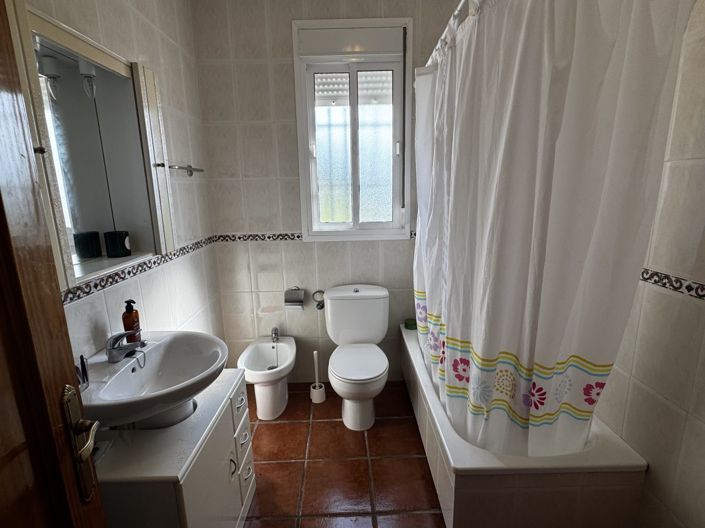 Image No.9-Propriété de 3 chambres à vendre à Benaocaz